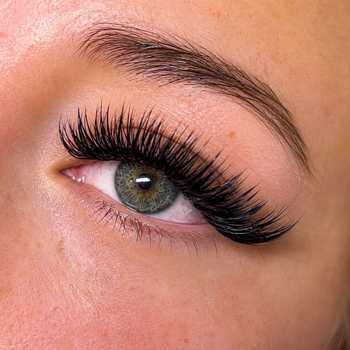 Lash Studio Patong - lash work